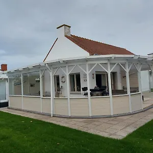  Hébergement de vacances The House